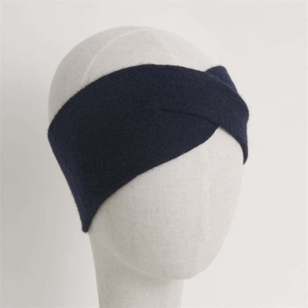 1255011 Ingredients: 100% cashmere