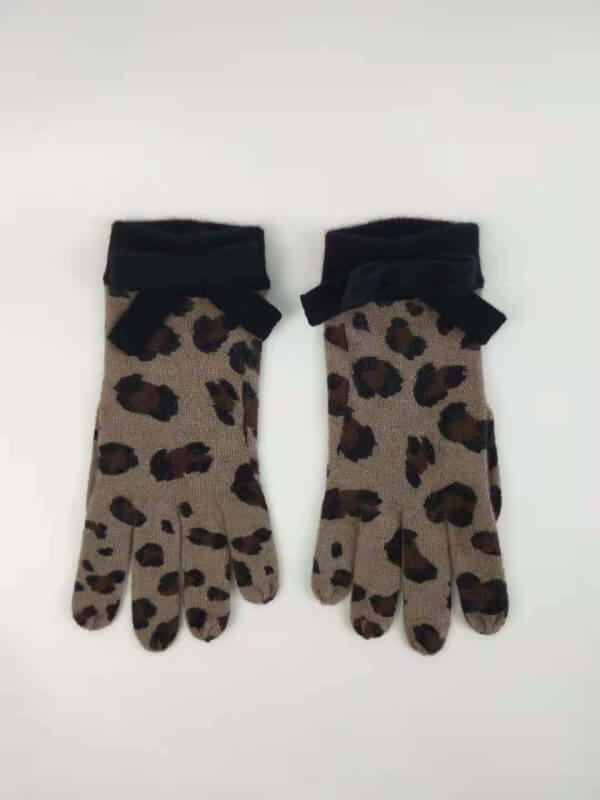 DAF17-31 100% Cashmere