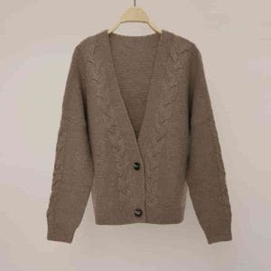 CGS19-001    100% Wool